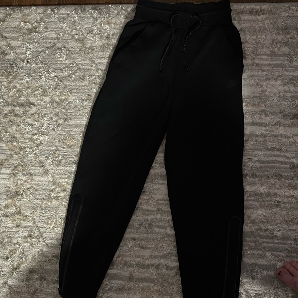 Nike joggers